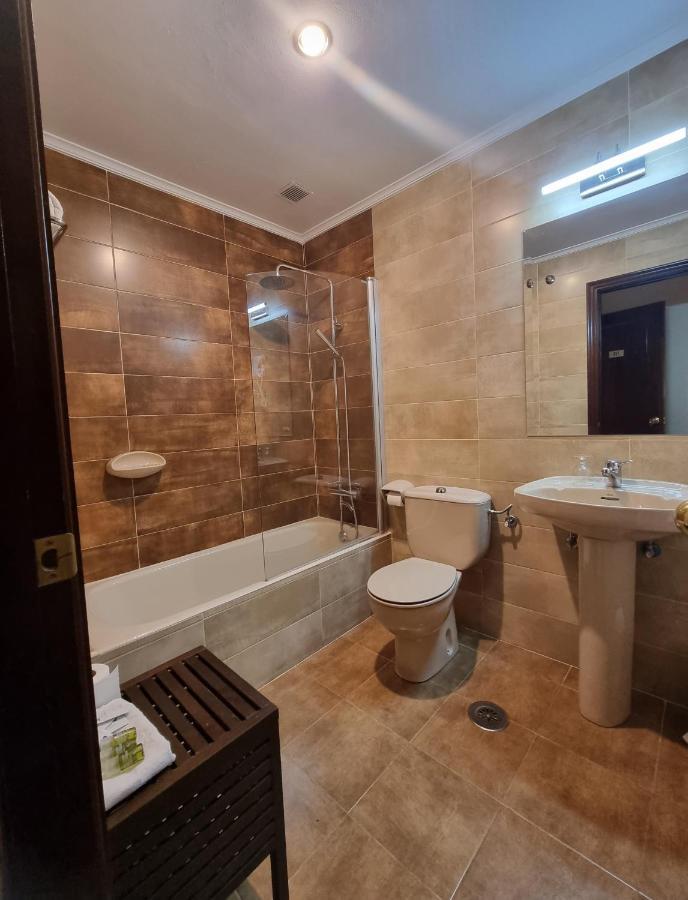 Hostal Sainz Otel Riaño Dış mekan fotoğraf